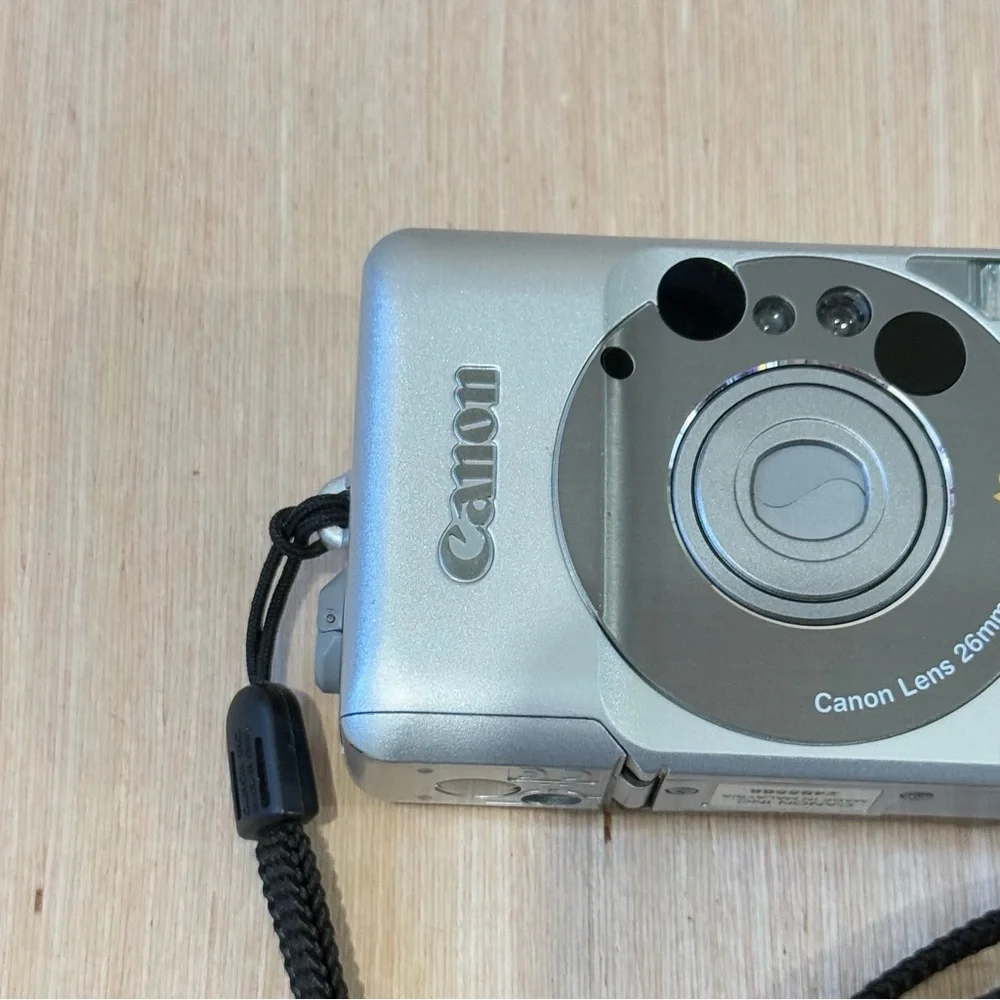 Canon Elph Jr Point & Shoot APS Film Camera 26mm f2.8(UNTESTED) No Battery-Read!